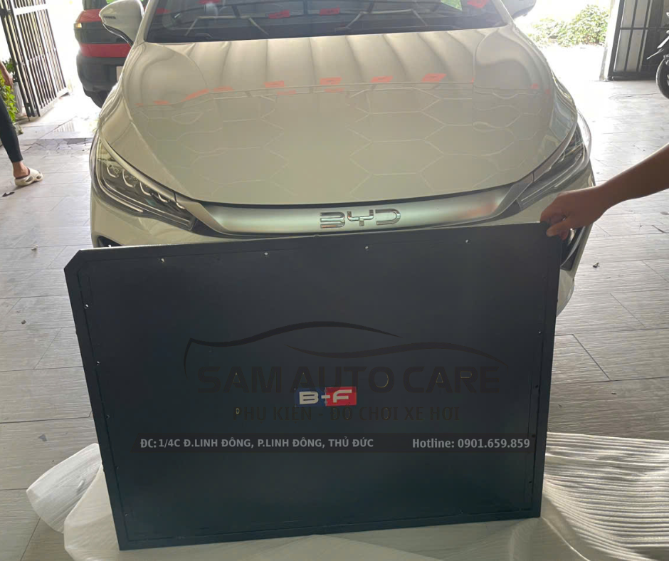 Tấm Bảo Vệ Pin Cho BYD M6